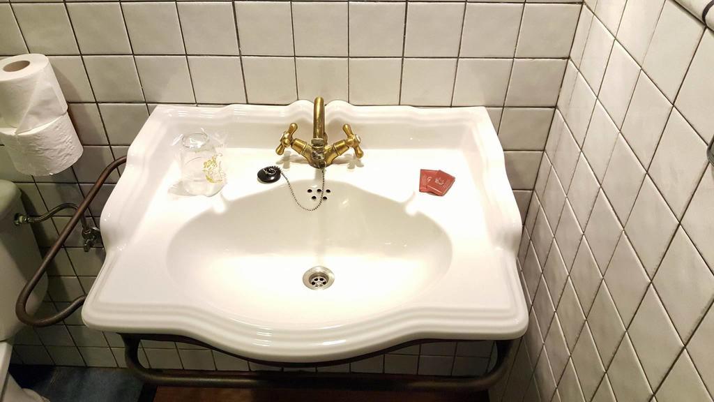 Hostal Itzalargikoborda 埃利松多 外观 照片